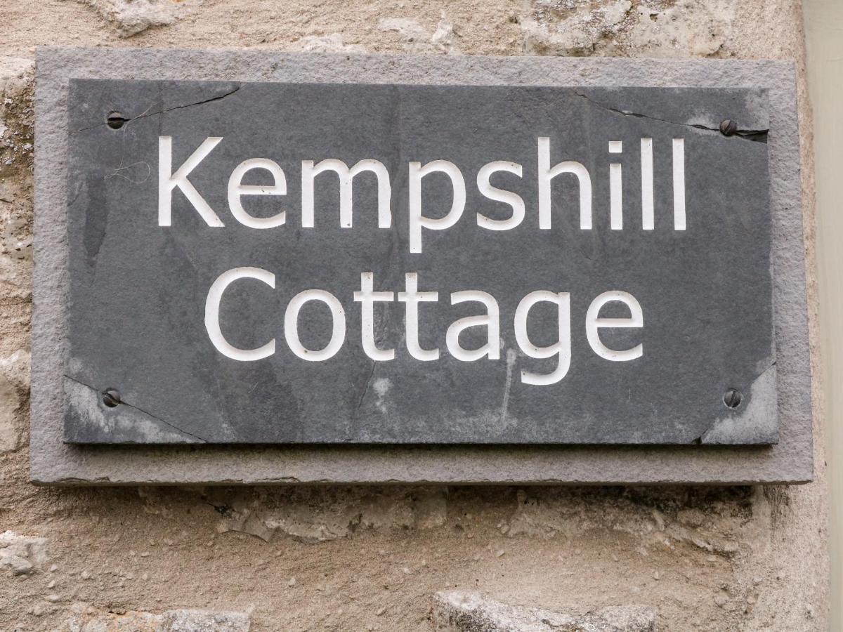 Kempshill Cottage Tideswell Exterior photo